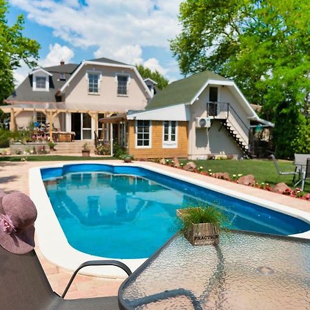 バラトンレッレ F57 - Franko Csaladi Panzio Bed & Breakfast エクステリア 写真